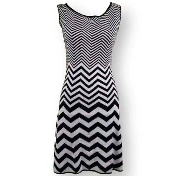 Alice + Olivia Vix Chevron Zig Zag Knit Mini Sweater Dress US S - Picture 2 of 8